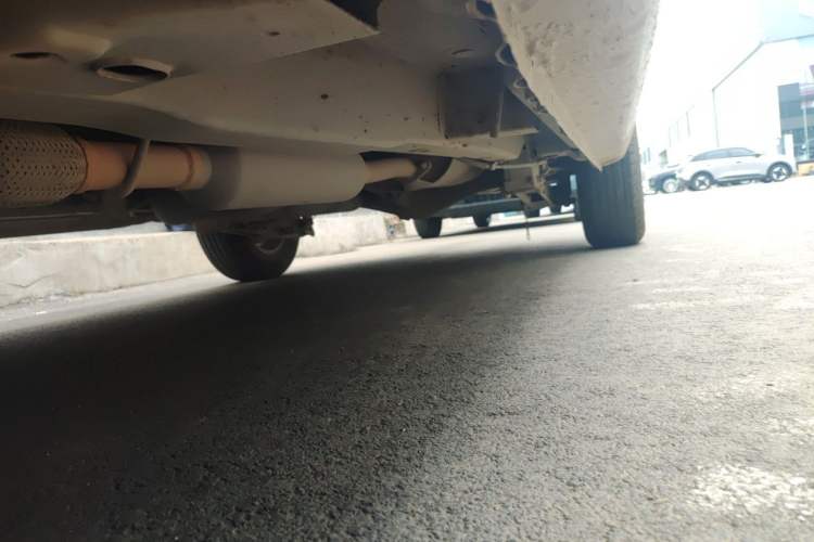 Used Wuling Hongguang 2015 1.5L S Basic Version China V Standard Chassis Front Left