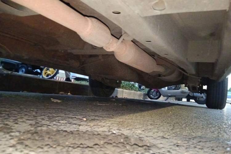 Used Wuling Hongguang 2015 1.2L S Base Model China V Standard Chassis Front Left