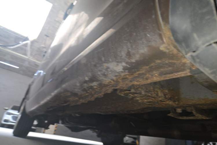 Used Wuling Hongguang 2015 1.5L S Base Model China IV Chassis Front Right