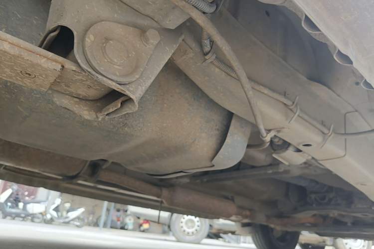 Used Wuling Hongguang 2015 1.5L S Basic Version China V Standard Chassis Rear Right