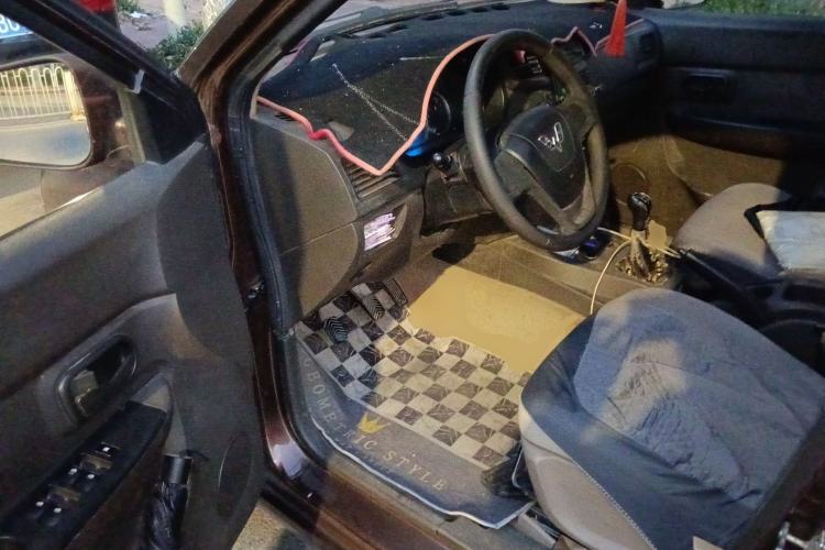 Used Wuling Hongguang 2015 1.2L S Base Model China V Standard Driver Seat