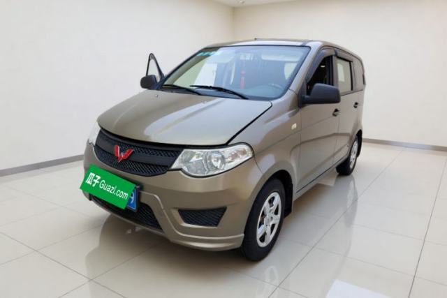 Używany Wuling Hongguang 2015 1.5L S Basic Version China V Standard
