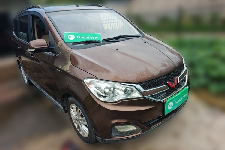 Used Wuling Hongguang 2015 1.5L S1 Comfort China V Standard Front Right 45 Deg