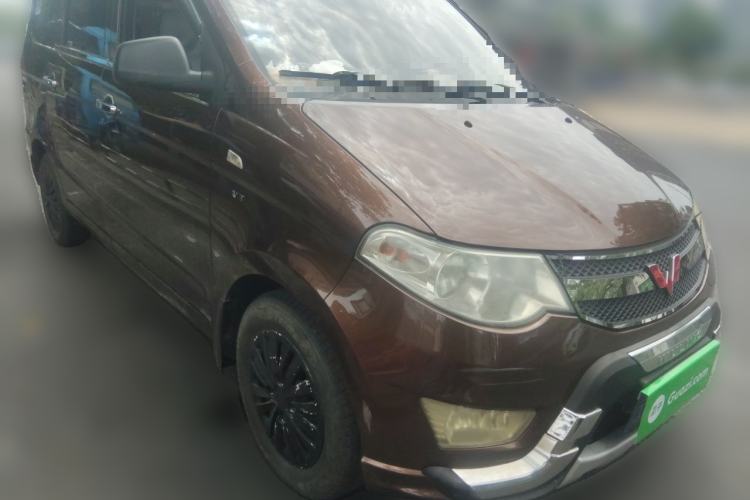 Used Wuling Hongguang 2015 1.5L S Basic Version China V Standard Front Right 45 Deg