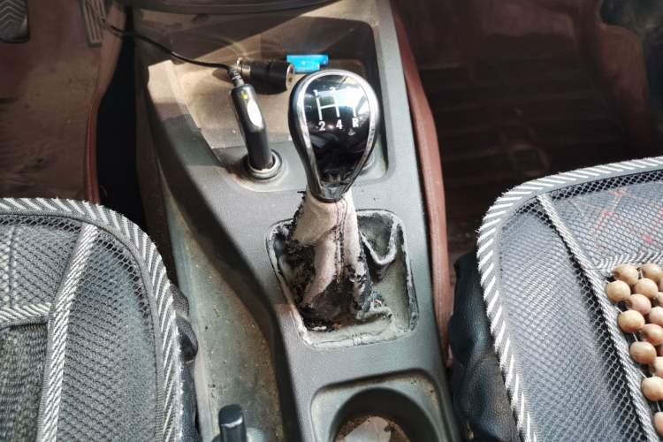 Used Wuling Hongguang 2015 1.5L S Basic Version China V Standard Gear Lever