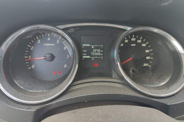 Used Wuling Hongguang 2015 1.5L S1 Standard China V-Emission Standards Instrument Cluster