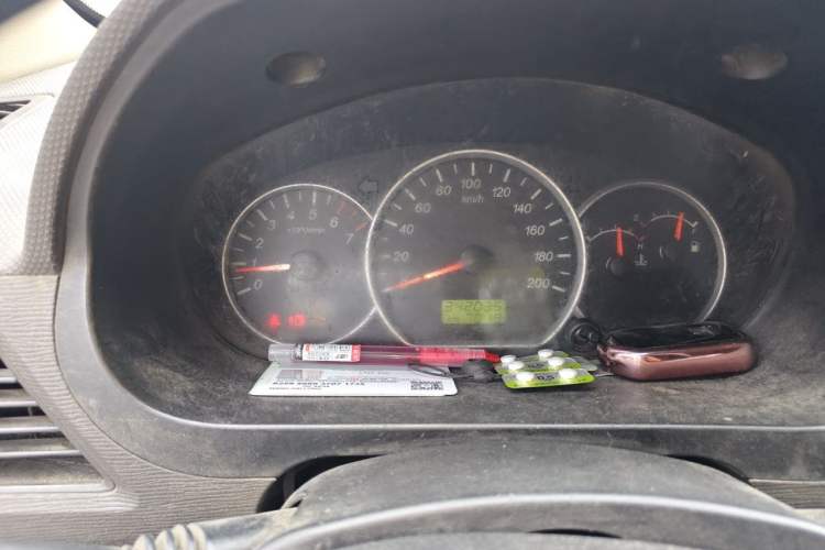 Used Wuling Hongguang 2015 1.5L S Base Model China IV Instrument Cluster