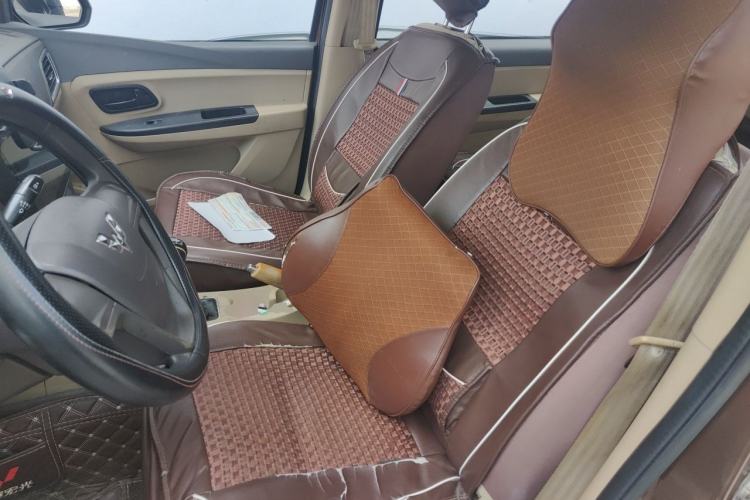 Used Wuling Hongguang 2015 1.5L S1 Standard China V-Emission Standards Left Front Seat