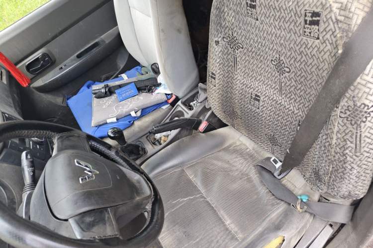 Used Wuling Hongguang 2015 1.5L S Base Model China IV Left Front Seat