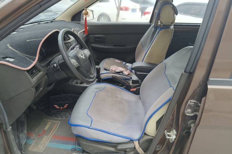 Used Wuling Hongguang 2015 1.5L S Basic Version China V Standard Left Front Seat