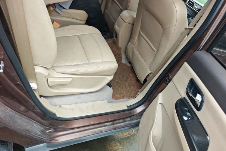 Used Wuling Hongguang 2015 1.5L S1 Comfort China V Standard Left Rear Seat