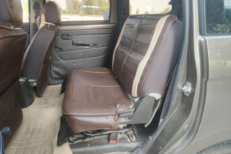 Used Wuling Hongguang 2015 1.2L S Base Model China V Standard Left Rear Seat
