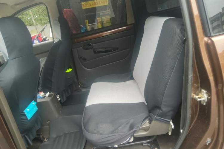 Used Wuling Hongguang 2015 1.5L S Basic Version China V Standard Left Rear Seat