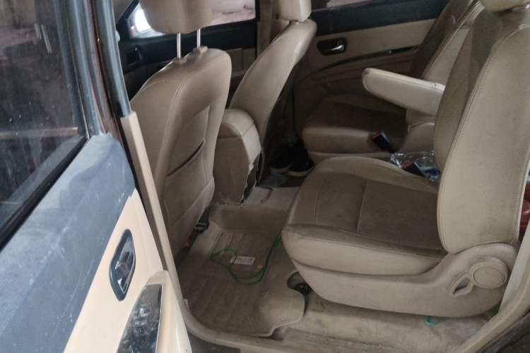 Used Wuling Hongguang 2015 1.2L S Base Model China V Standard Left Rear Seat