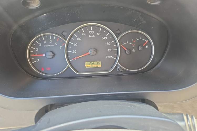 Used Wuling Hongguang 2015 1.2L S Base Model China IV Odometer Close Up