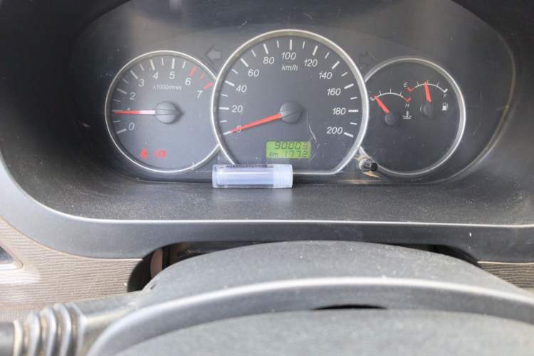 Used Wuling Hongguang 2015 1.2L S Base Model China V Standard Odometer Close Up