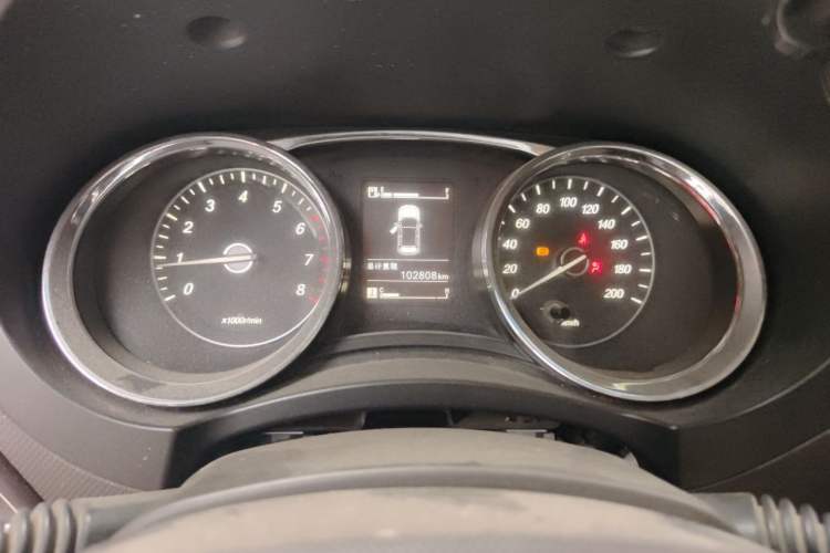 Used Wuling Hongguang 2015 1.5L S1 Comfort China V Standard Odometer Close Up