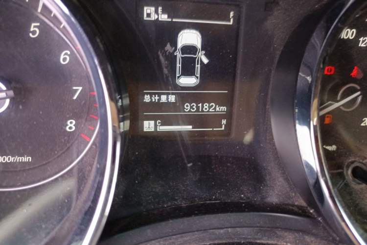 Used Wuling Hongguang 2015 1.5L S1 Comfort China V Standard Odometer Close Up