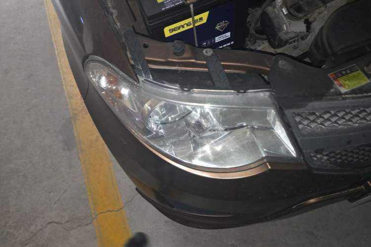 Used Wuling Hongguang 2015 1.5L S Base Model China IV Right Front Headlight