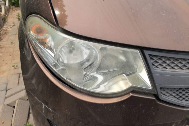 Used Wuling Hongguang 2015 1.2L S Base Model China V Standard Right Front Headlight