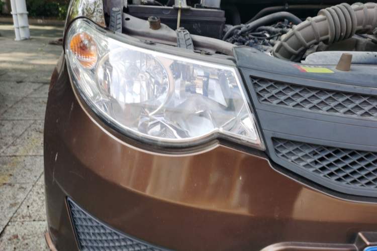 Used Wuling Hongguang 2015 1.5L S Basic Version China V Standard Right Front Headlight