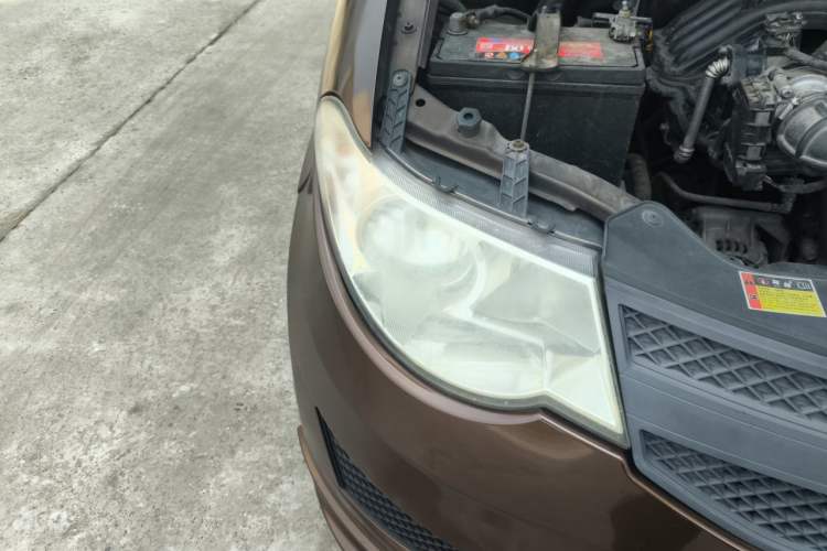 Used Wuling Hongguang 2015 1.2L S Base Model China V Standard Right Front Headlight