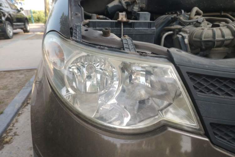 Used Wuling Hongguang 2015 1.2L S Base Model China V Standard Right Front Headlight
