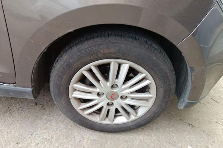 Used Wuling Hongguang 2015 1.5L S1 Comfort China V Standard Right Front Wheel Hub
