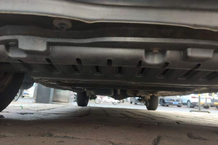Used Wuling Hongguang 2015 1.5L S Base Model China IV Chassis Front