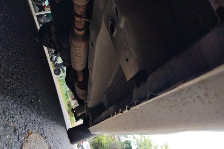 Used Wuling Hongguang 2015 1.5L S Basic Version China V Standard Chassis Front Left