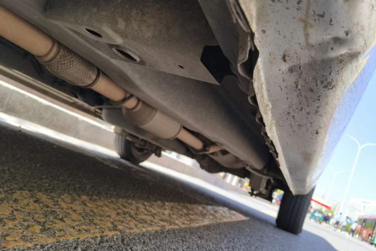 Used Wuling Hongguang 2015 1.2L S Base Model China V Standard Chassis Front Left