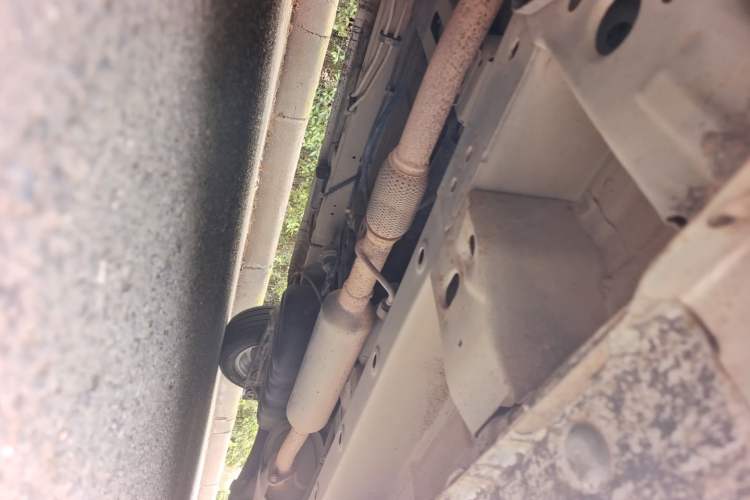 Used Wuling Hongguang 2015 1.5L S1 Standard China V-Emission Standards Chassis Front Left