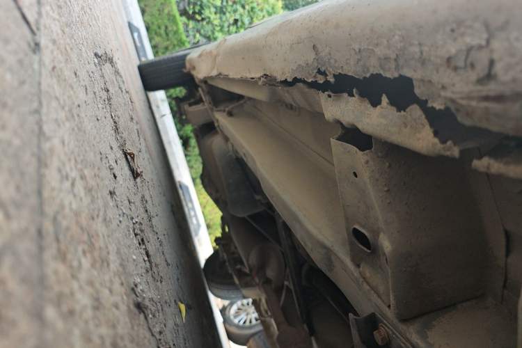 Used Wuling Hongguang 2015 1.5L S Basic Version China V Standard Chassis Front Right