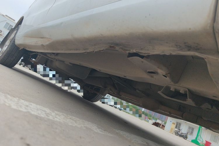 Used Wuling Hongguang 2015 1.2L S Base Model China V Standard Chassis Front Right