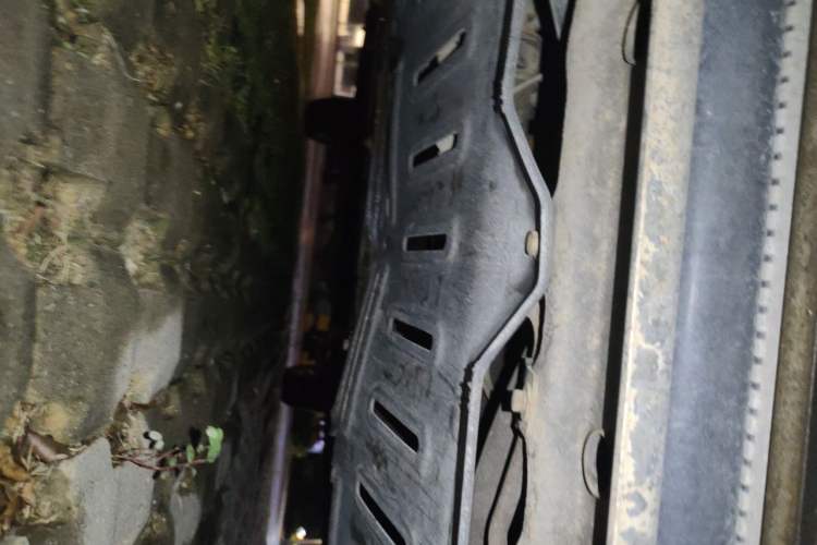Used Wuling Hongguang 2015 1.5L S1 Standard China V-Emission Standards Chassis Front