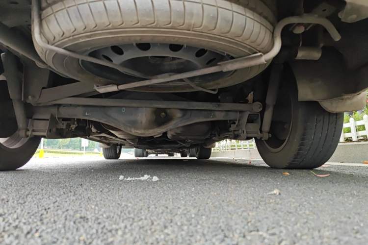 Used Wuling Hongguang 2015 1.5L S1 Standard China V-Emission Standards Chassis Rear