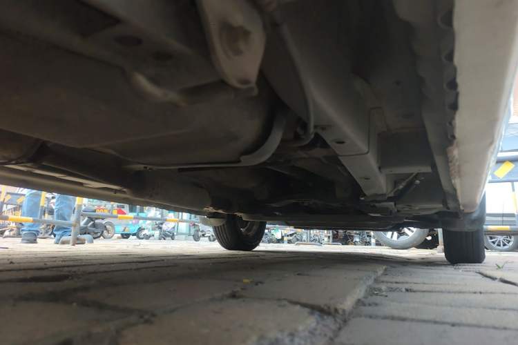 Used Wuling Hongguang 2015 1.5L S Base Model China IV Chassis Rear Right