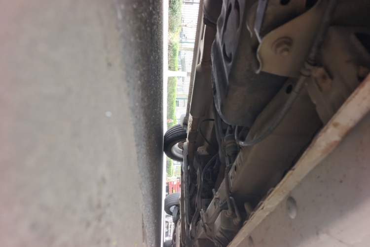 Used Wuling Hongguang 2015 1.5L S1 Standard China V-Emission Standards Chassis Rear Right