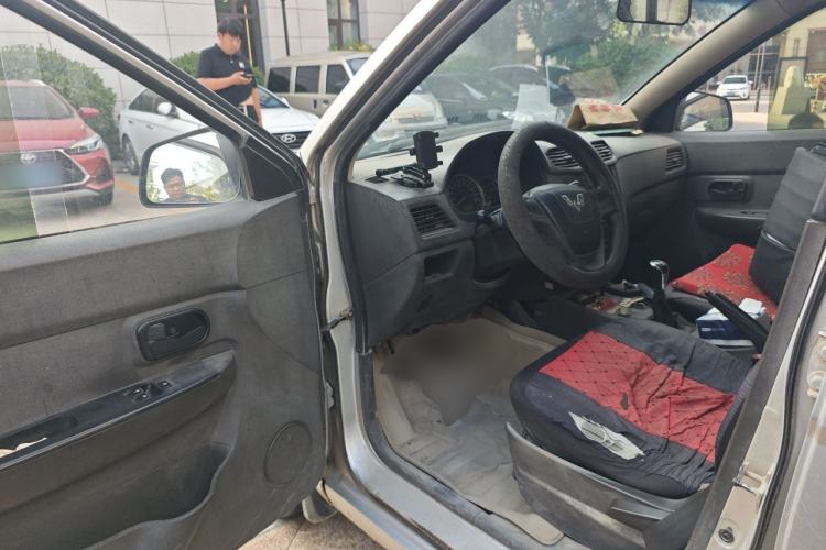 Used Wuling Hongguang 2015 1.5L S Basic Version China V Standard Driver Seat