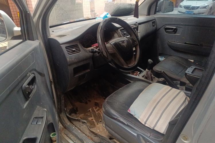 Used Wuling Hongguang 2015 1.2L S Base Model China IV Driver Seat