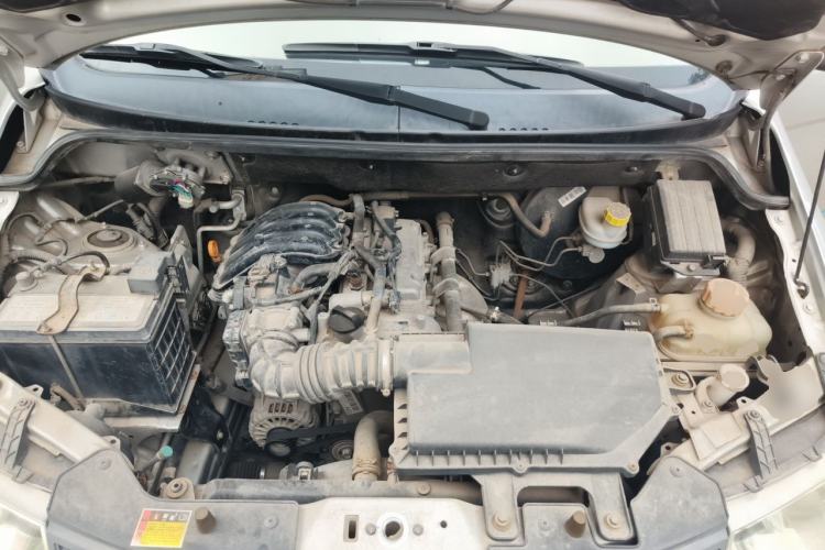 Used Wuling Hongguang 2015 1.2L S Base Model China V Standard Engine Bay