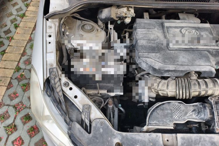Used Wuling Hongguang 2015 1.5L S1 Standard China V-Emission Standards Engine Bay Right