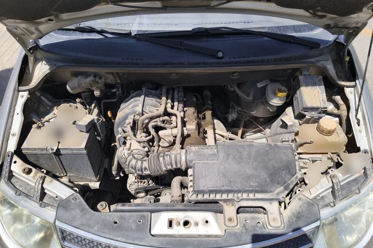 Used Wuling Hongguang 2015 1.2L S Base Model China V Standard Engine Bay