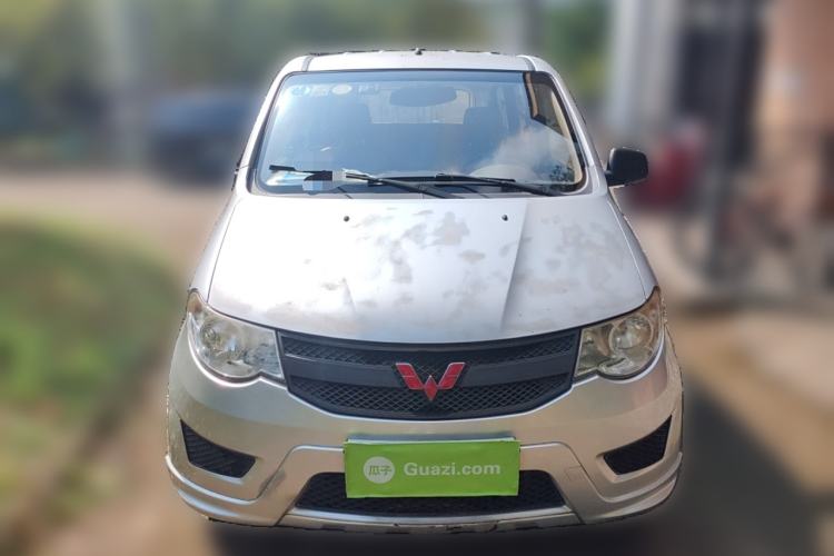Used Wuling Hongguang 2015 1.5L S Basic Version China V Standard Exterior 1