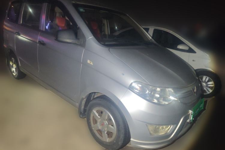 Used Wuling Hongguang 2015 1.2L S Base Model China V Standard Exterior 2