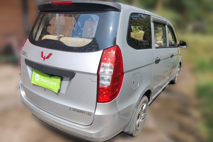 Used Wuling Hongguang 2015 1.5L S Basic Version China V Standard Exterior 5