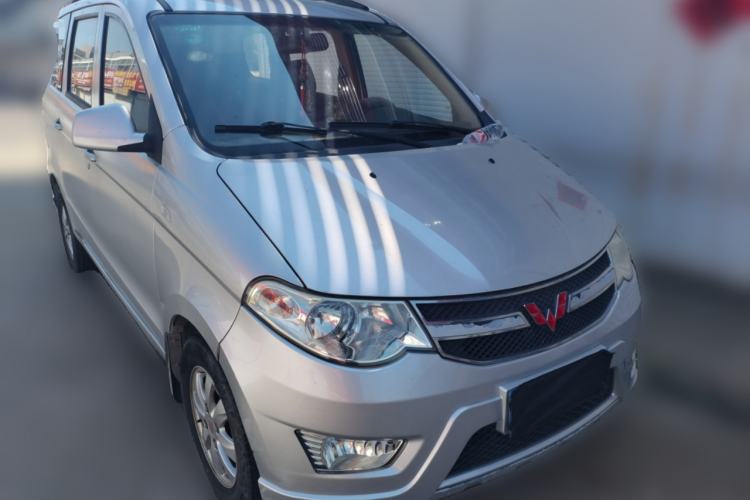 Used Wuling Hongguang 2015 1.2L S Base Model China V Standard Front Right 45 Deg