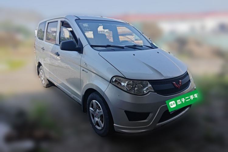 Used Wuling Hongguang 2015 1.5L S Base Model China IV Front Right 45 Deg