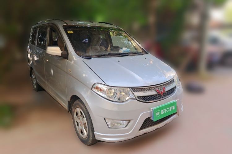 Used Wuling Hongguang 2015 1.2L S Base Model China V Standard Front Right 45 Deg