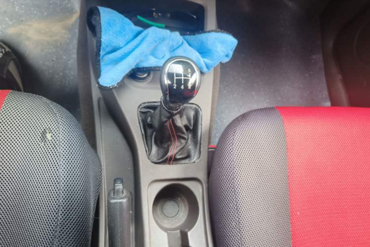 Used Wuling Hongguang 2015 1.2L S Base Model China V Standard Gear Lever